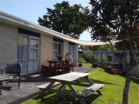 CADENCE BED & BREAKFAST (Stratford, Taranaki) .